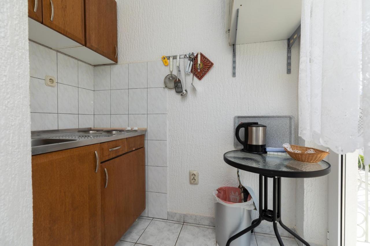 דוגי ראט Apartments By The Sea Duce, Omis - 2992 מראה חיצוני תמונה