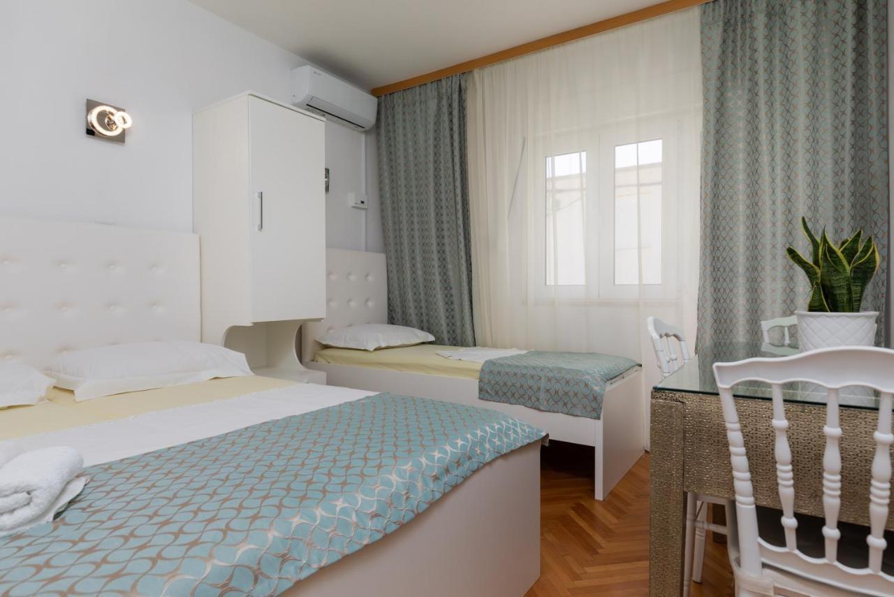 דוגי ראט Apartments By The Sea Duce, Omis - 2992 מראה חיצוני תמונה