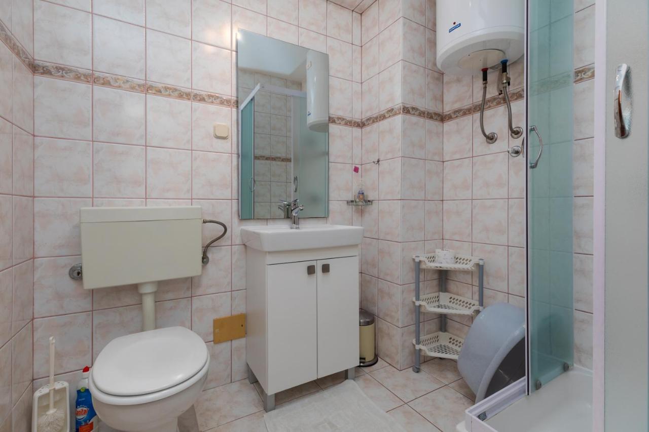 דוגי ראט Apartments By The Sea Duce, Omis - 2992 מראה חיצוני תמונה