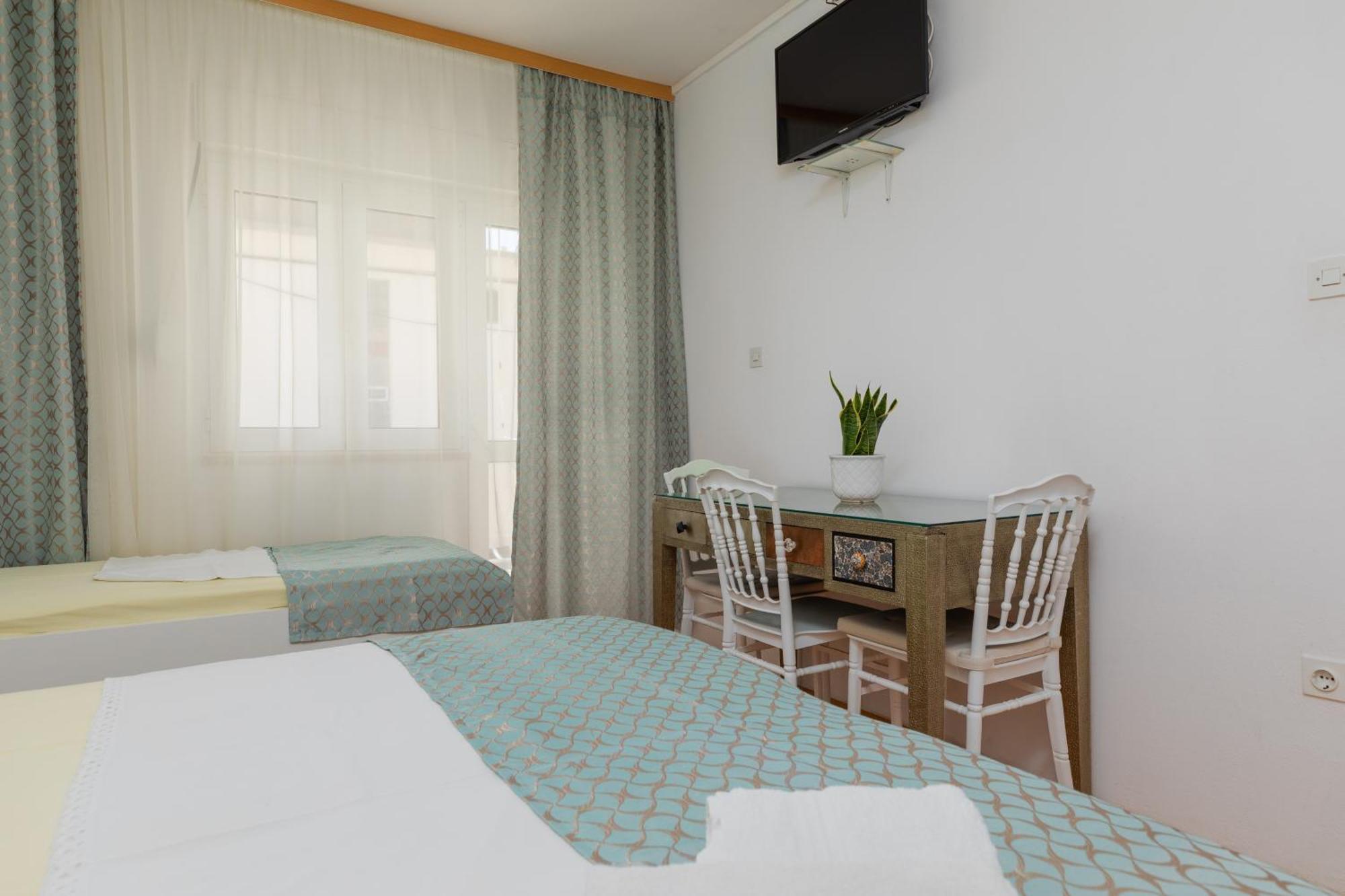 דוגי ראט Apartments By The Sea Duce, Omis - 2992 חדר תמונה