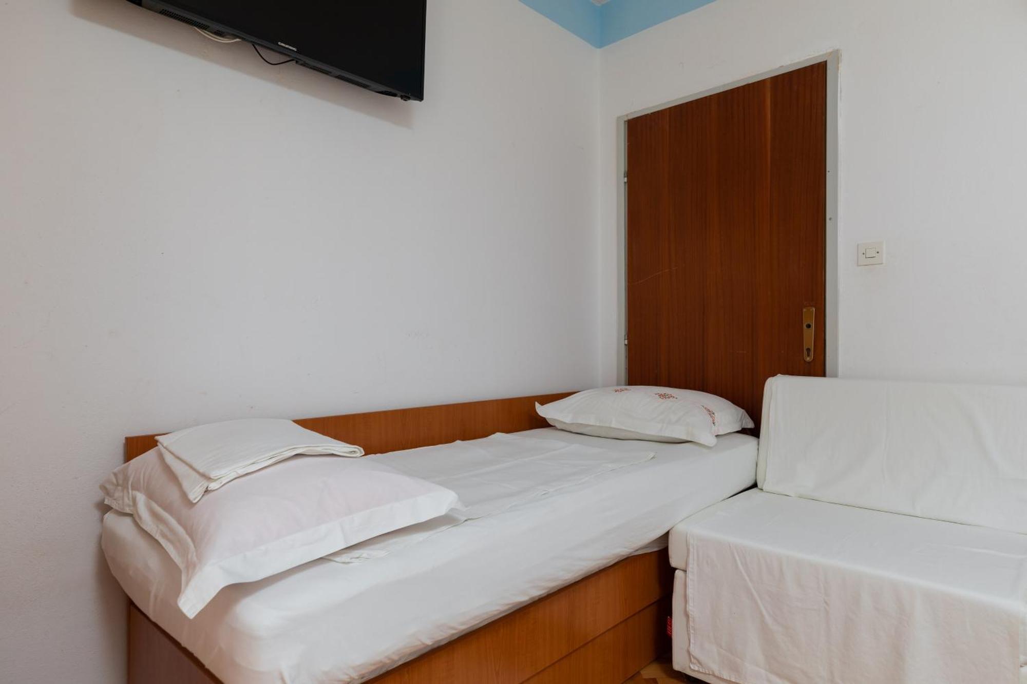 דוגי ראט Apartments By The Sea Duce, Omis - 2992 חדר תמונה